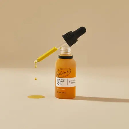 Aceite Facial Vegano con Café Orgánico y Rosa Mosqueta UpCircle