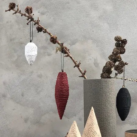 Adornos navideños enrollados a mano - Beige Lubech Living